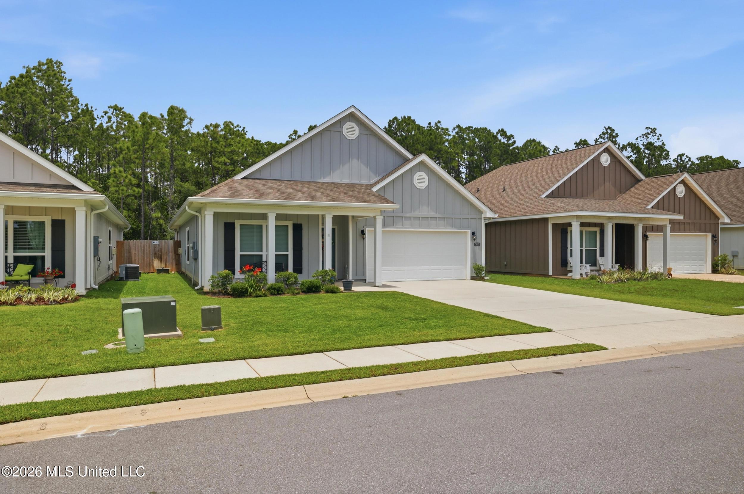 7812 Coral Lane Property Photo 3