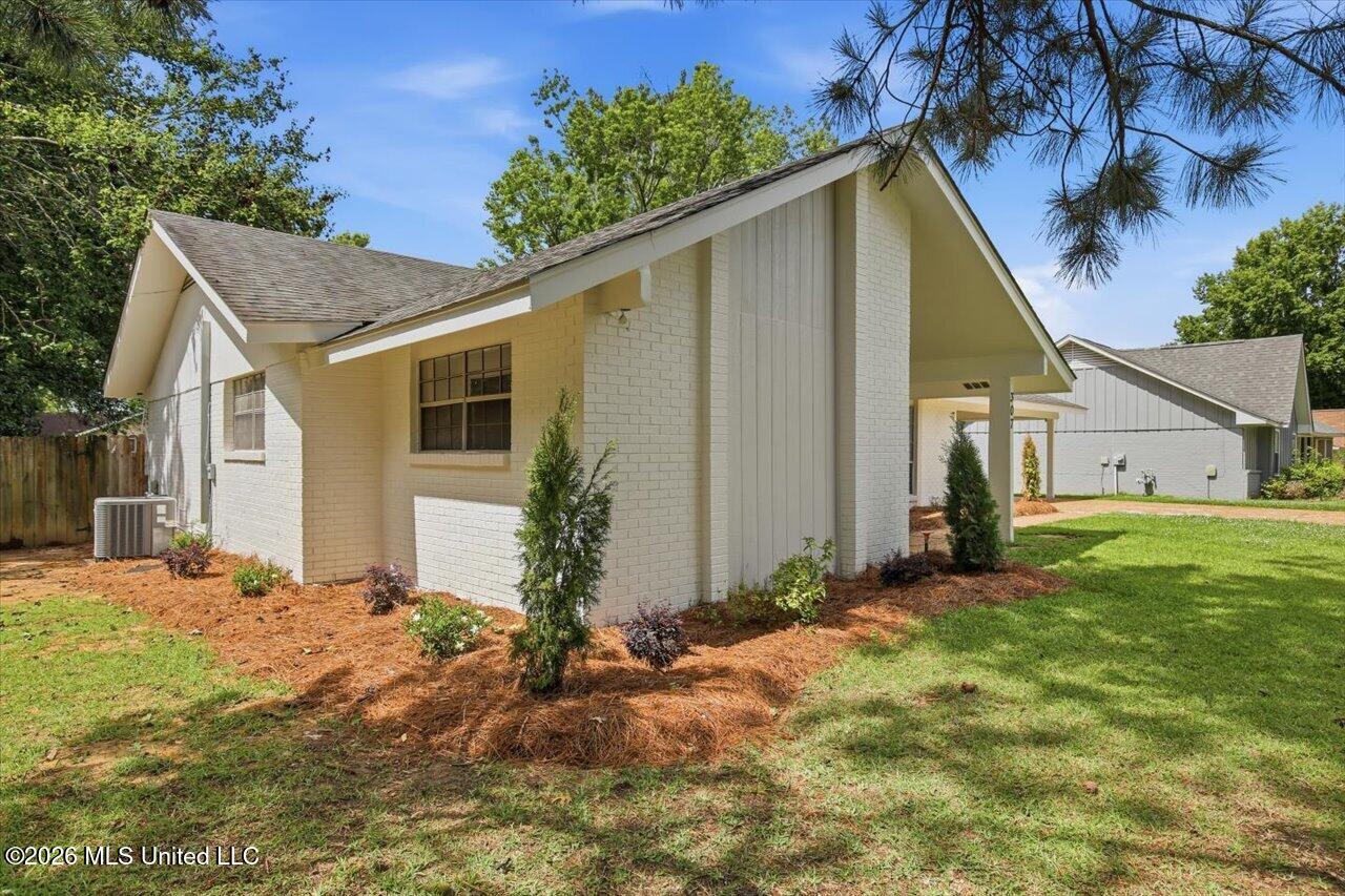 307 Pear Orchard Circle Property Photo 2