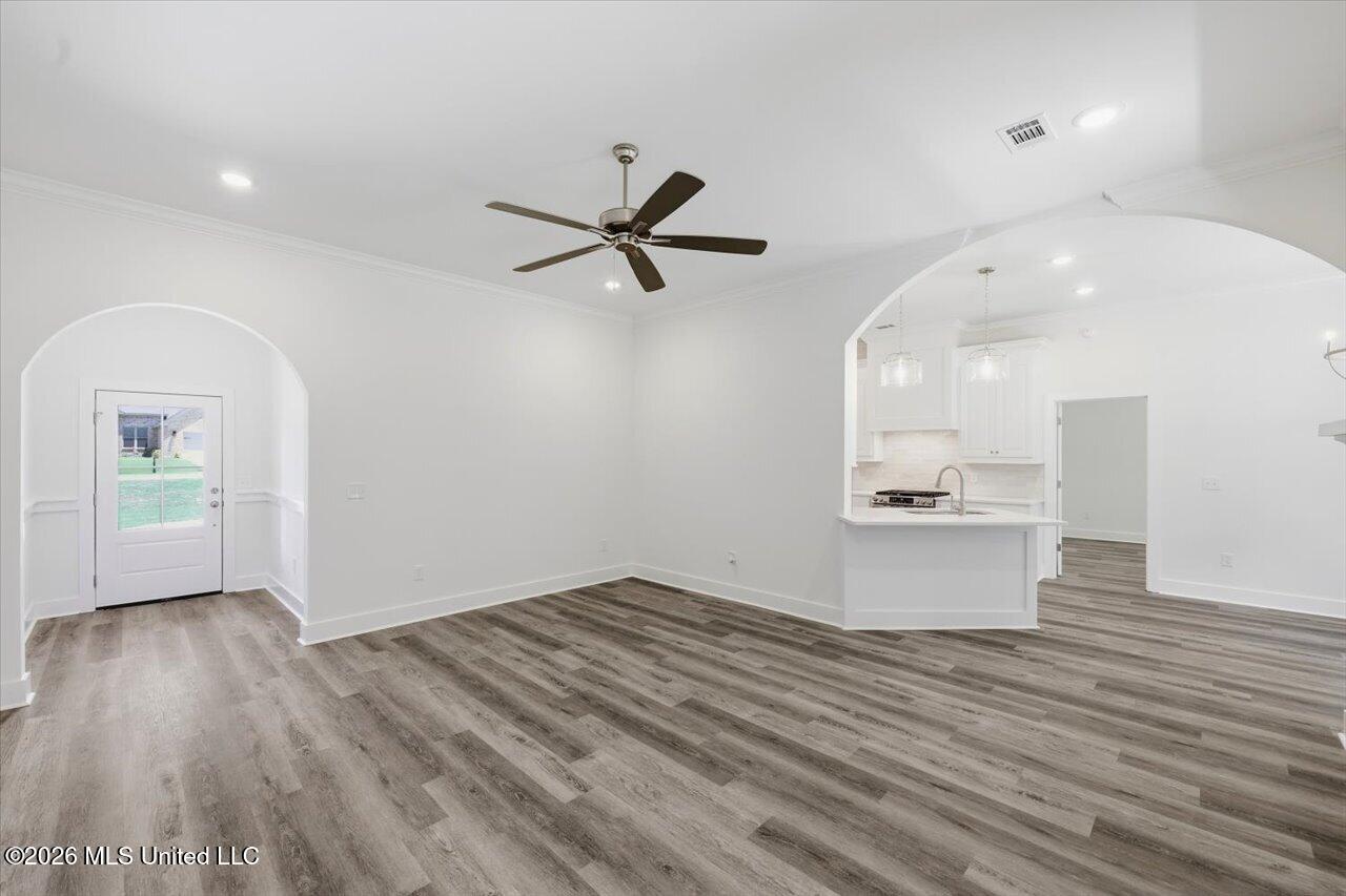 222 New Haven Lane Property Photo 8