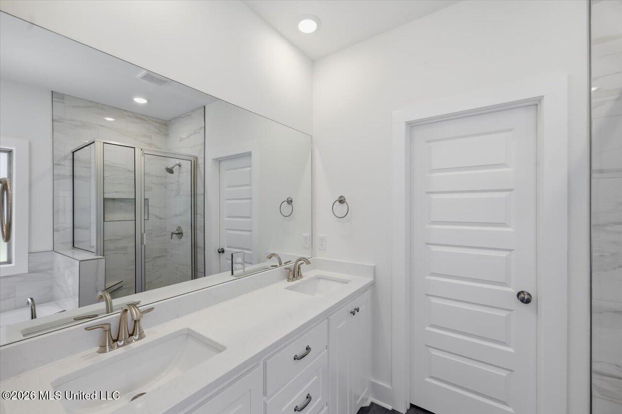 222 New Haven Lane Property Photo 17