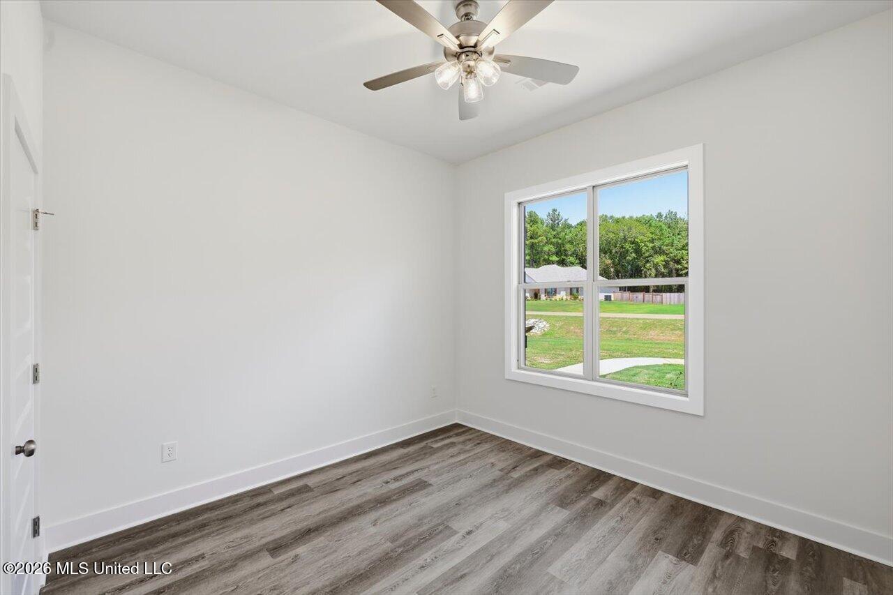 222 New Haven Lane Property Photo 20