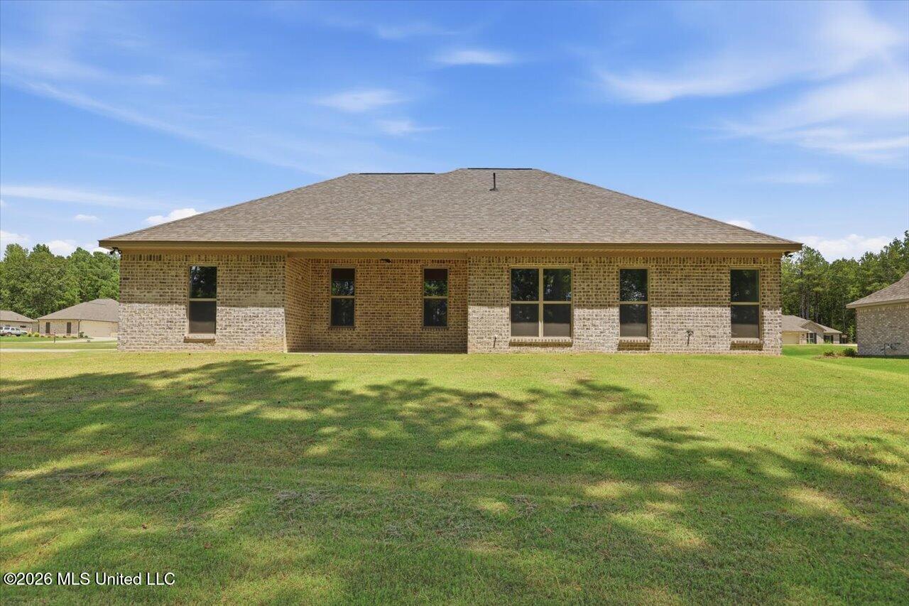 222 New Haven Lane Property Photo 28