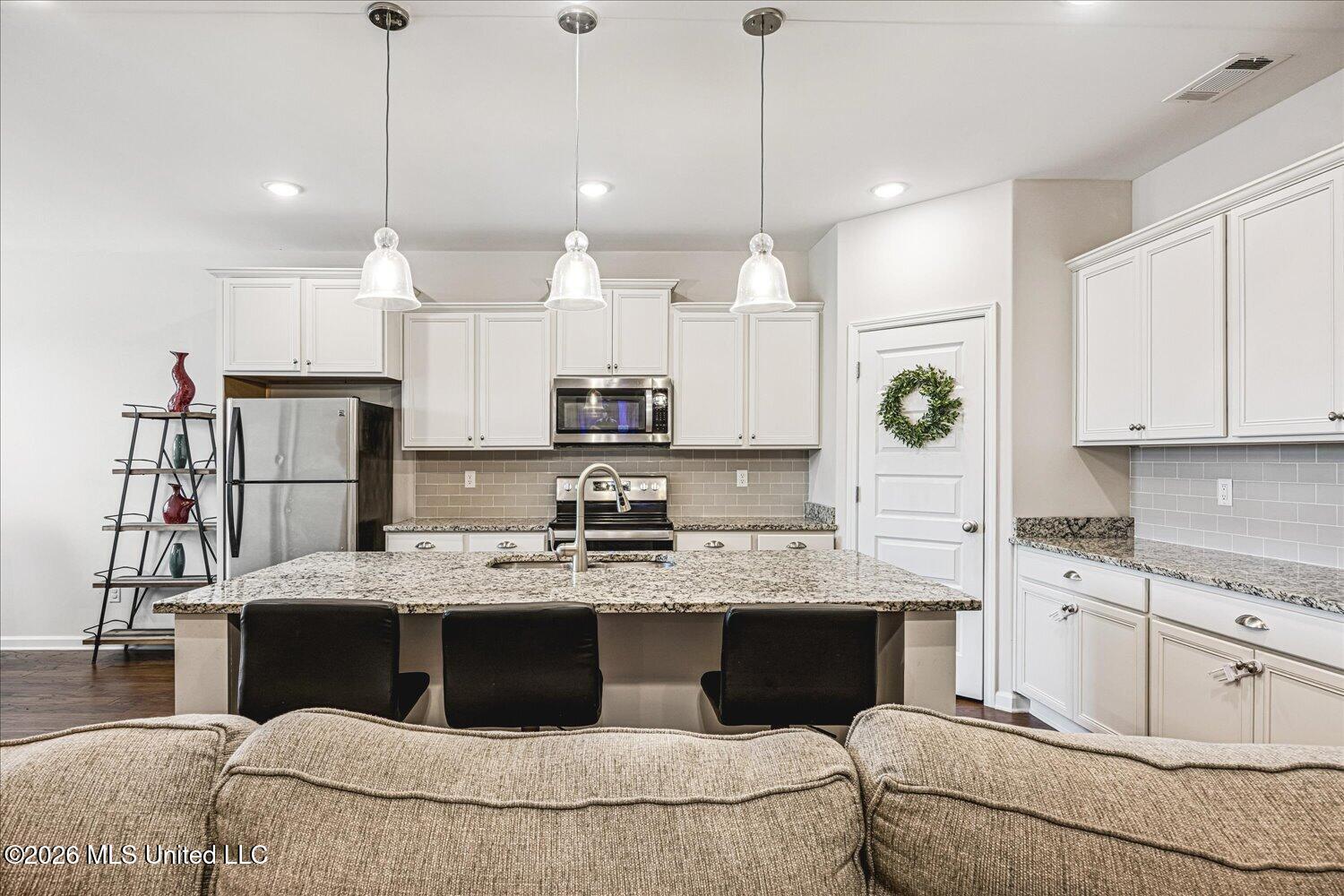 7276 Edgewater Drive Property Photo 14