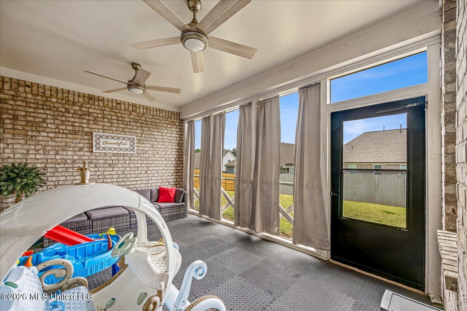 7276 Edgewater Drive Property Photo 26
