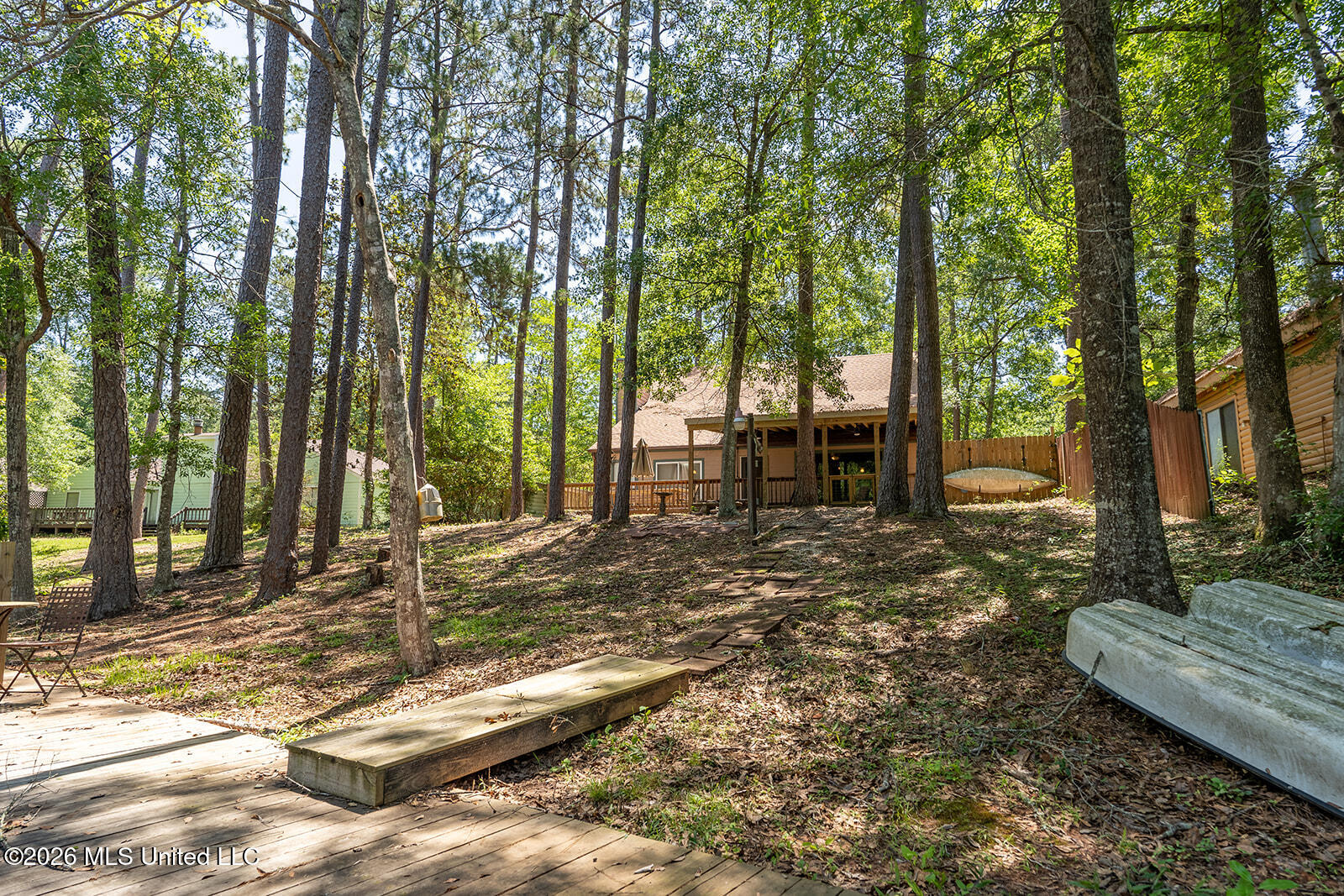1836 E Lakeshore Drive Property Photo 9