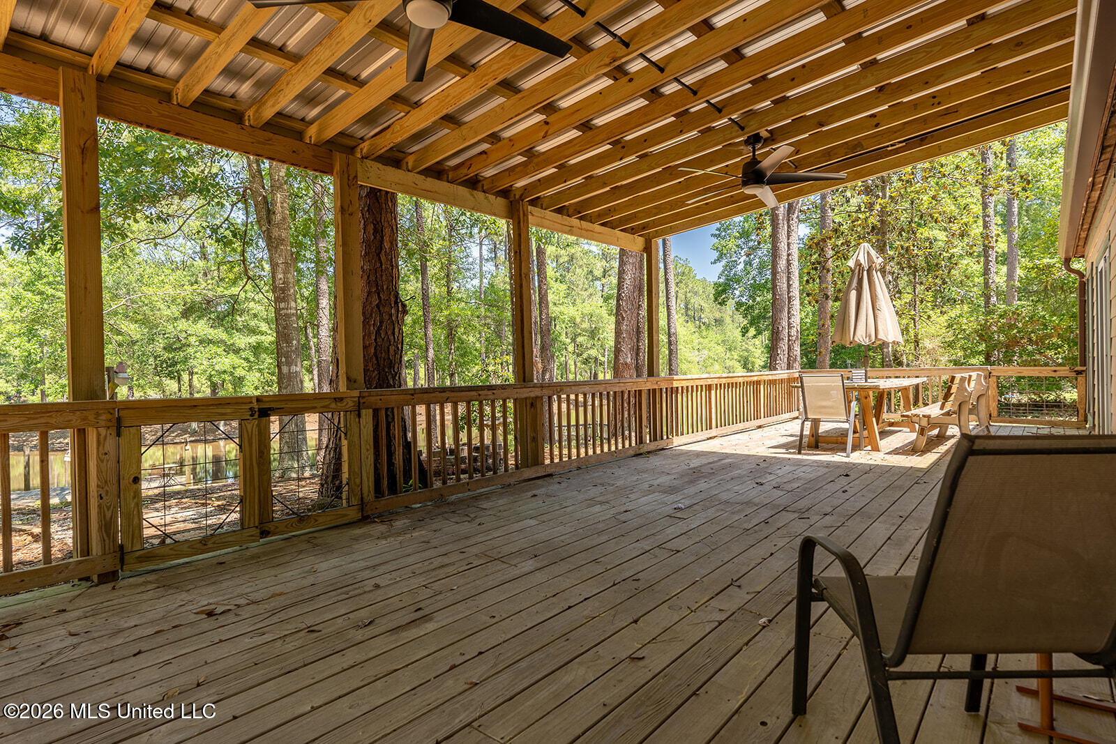 1836 E Lakeshore Drive Property Photo 14