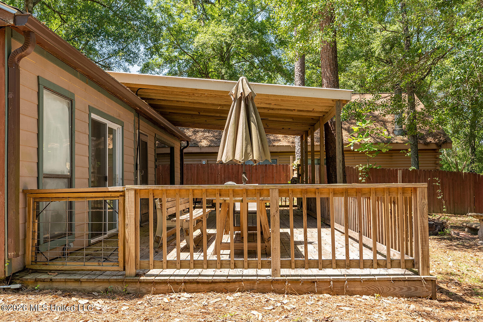 1836 E Lakeshore Drive Property Photo 19