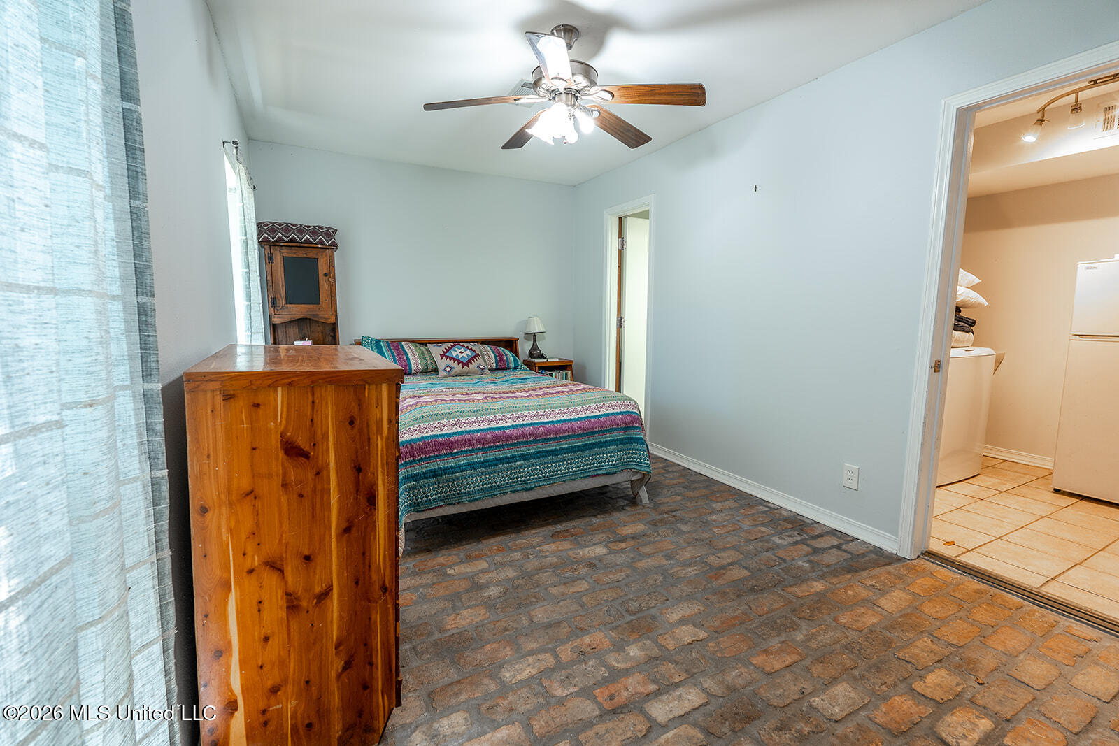 1836 E Lakeshore Drive Property Photo 27