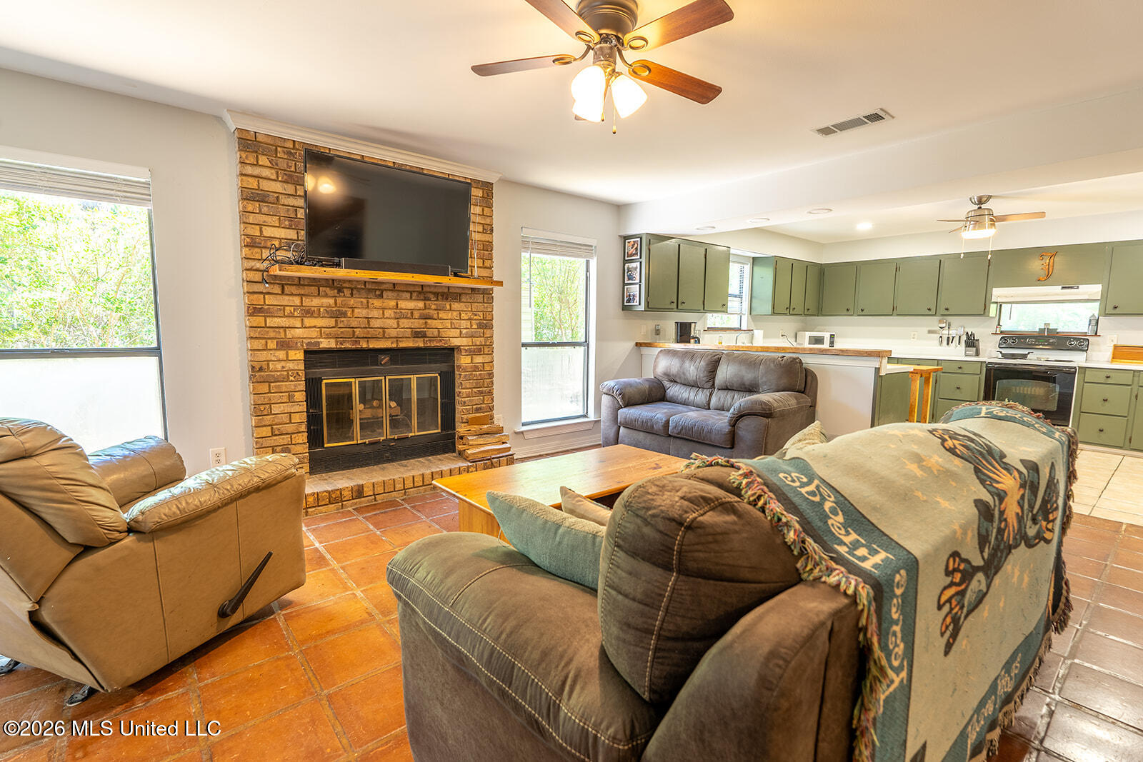 1836 E Lakeshore Drive Property Photo 29