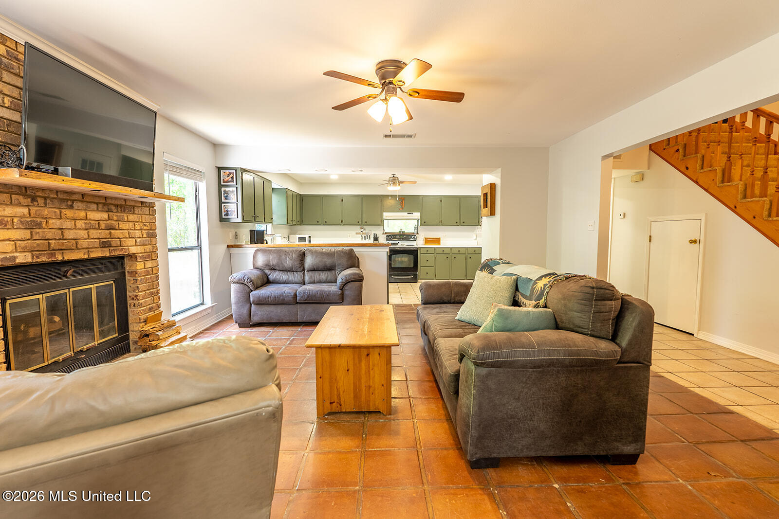 1836 E Lakeshore Drive Property Photo 30