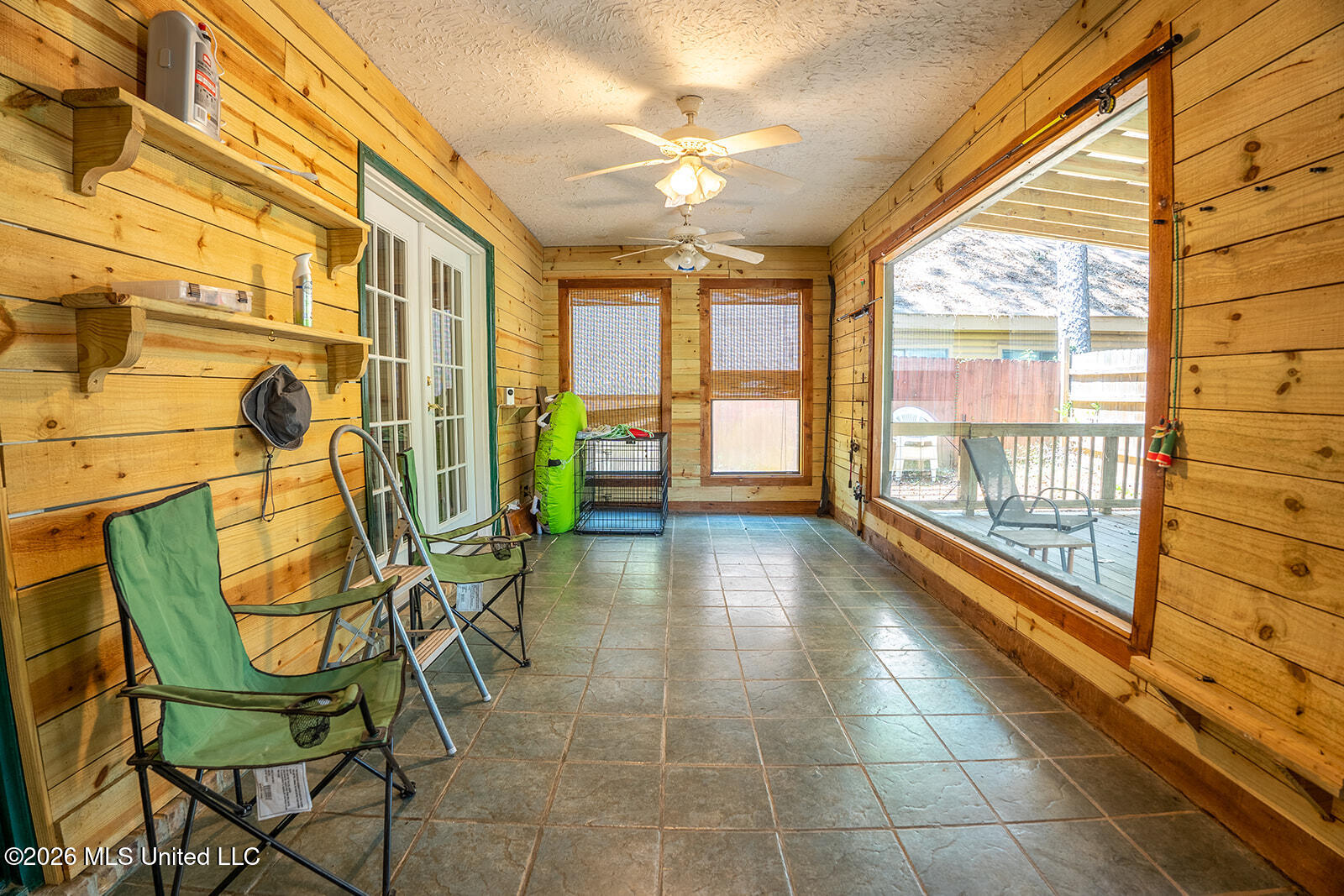 1836 E Lakeshore Drive Property Photo 42