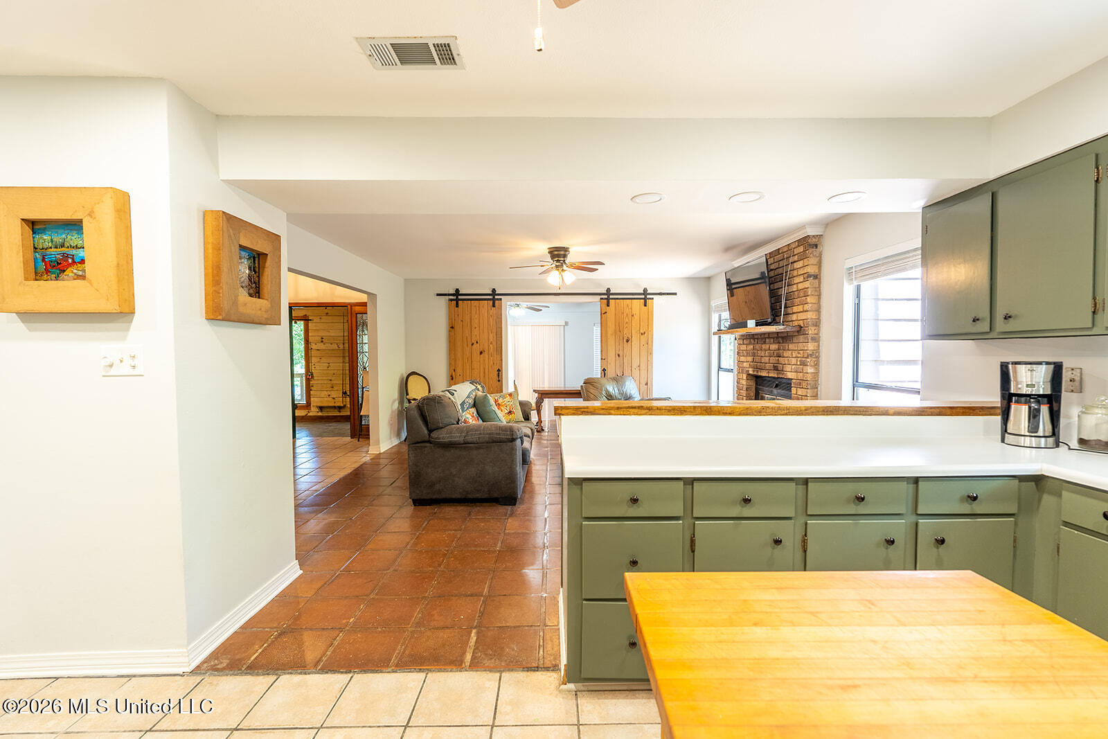 1836 E Lakeshore Drive Property Photo 44
