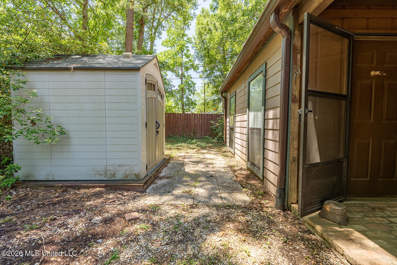 1836 E Lakeshore Drive Property Photo 56