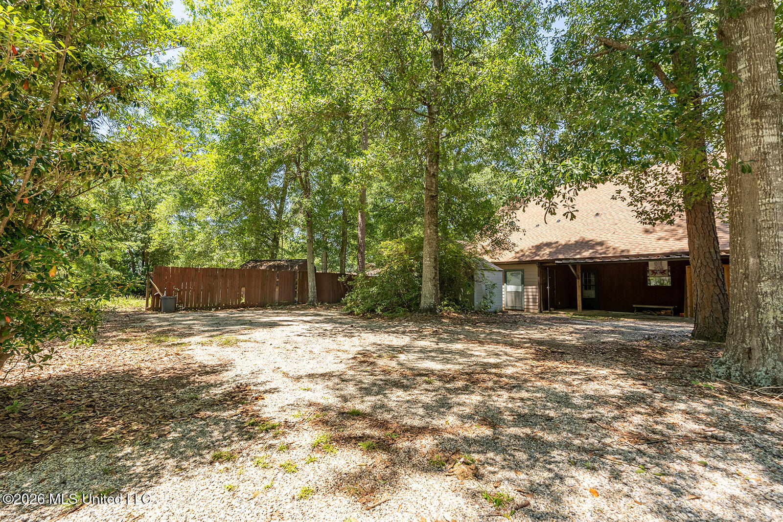 1836 E Lakeshore Drive Property Photo 58