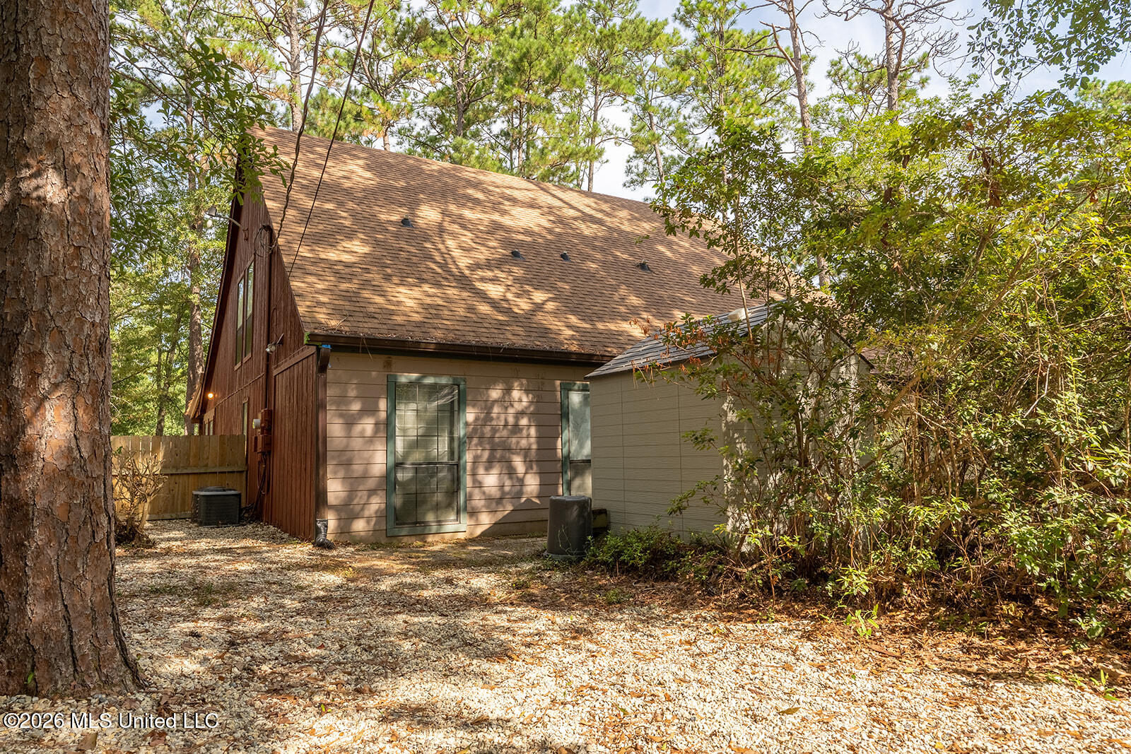 1836 E Lakeshore Drive Property Photo 61