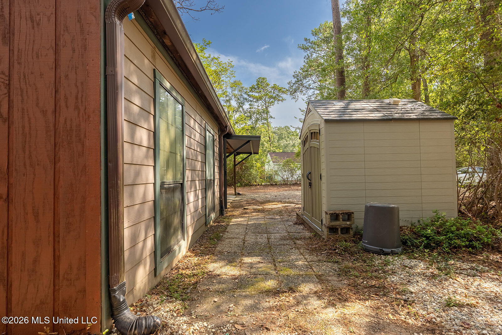 1836 E Lakeshore Drive Property Photo 63