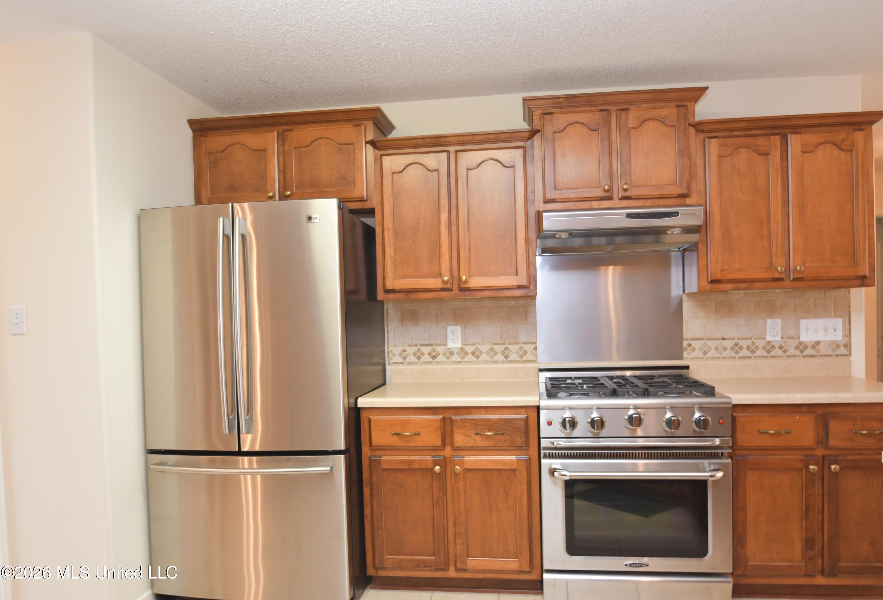 616 Ridge View Drive Property Photo 11