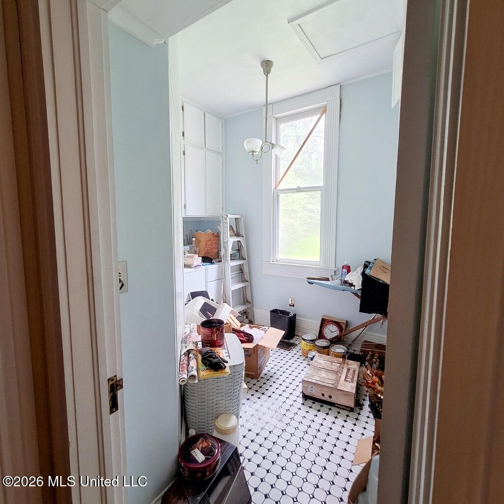 304 S Main Street Property Photo 54