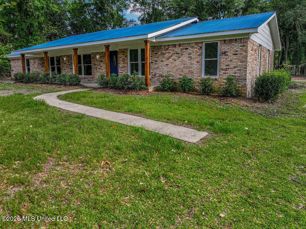 4024 Castenera Avenue Property Photo 16