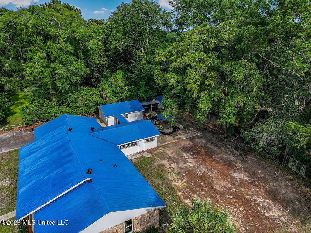 4024 Castenera Avenue Property Photo 17