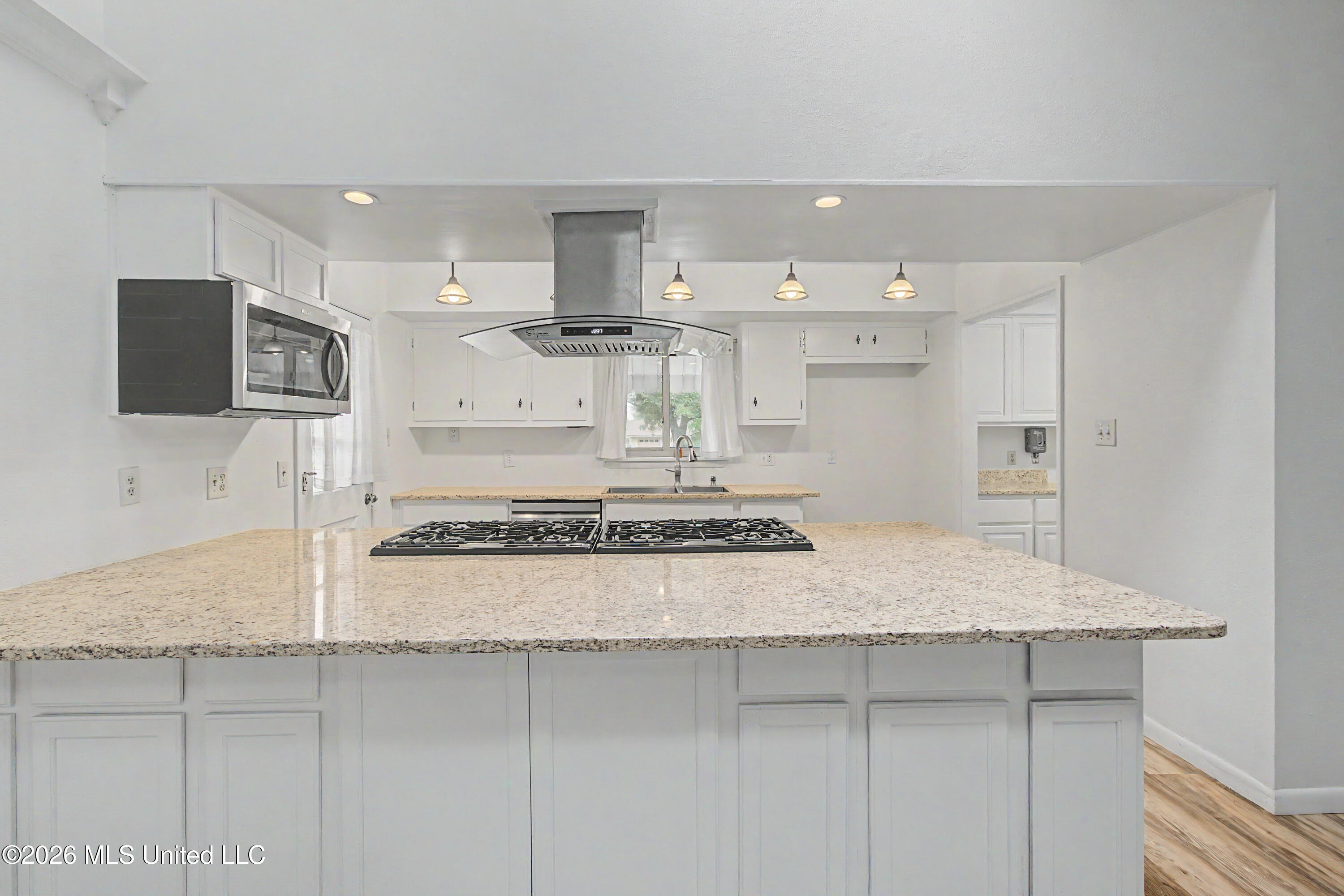 6621 Golf Club Drive Property Photo 10