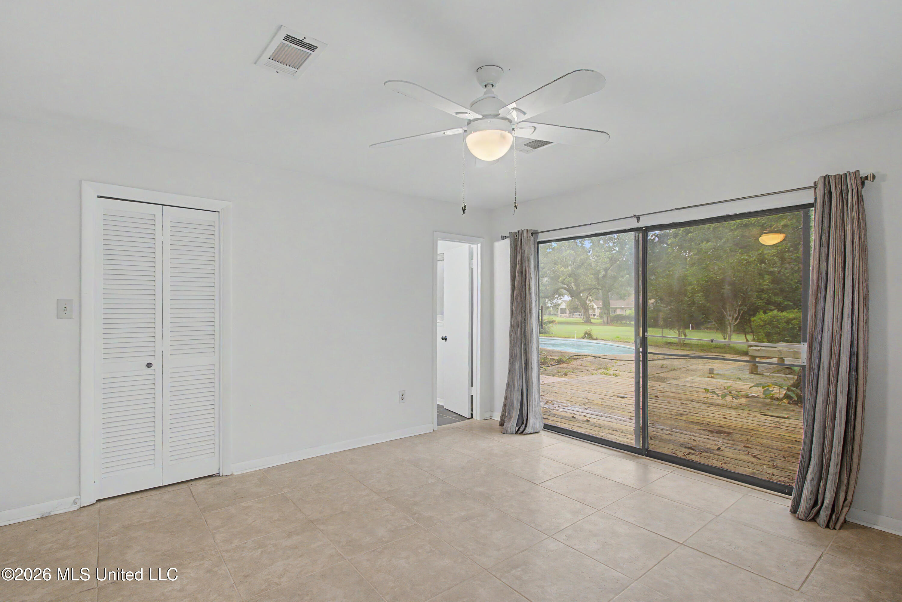 6621 Golf Club Drive Property Photo 15