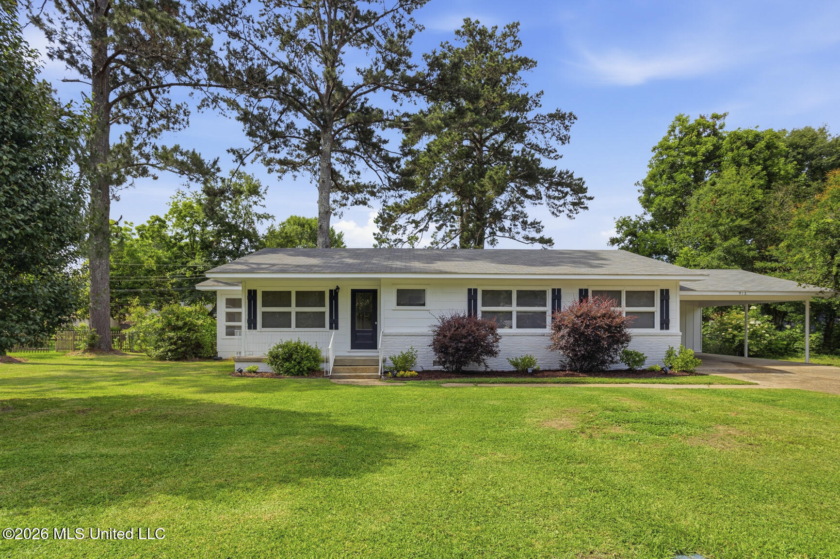 912 Lee Avenue Property Photo 1