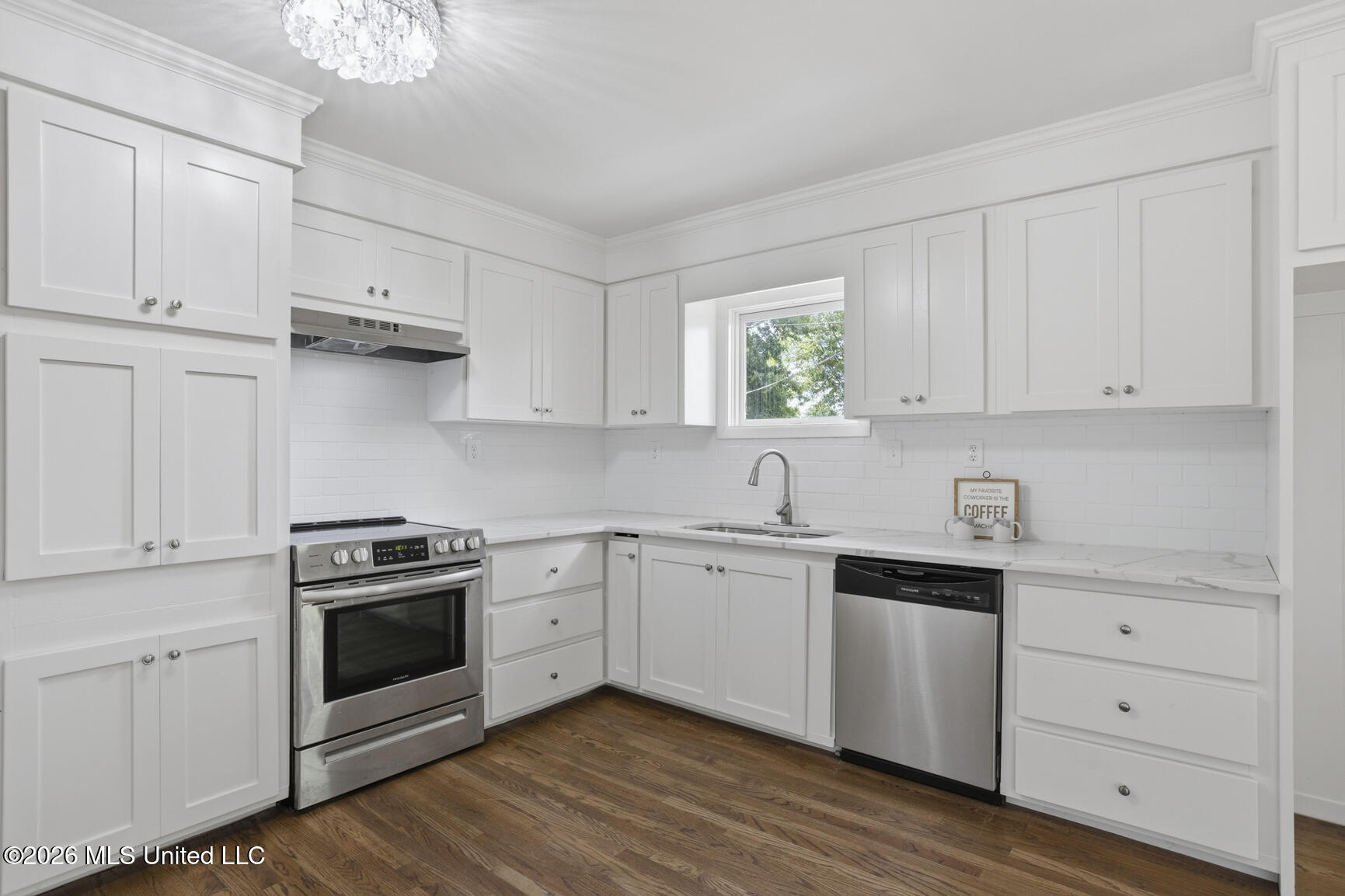 912 Lee Avenue Property Photo 11