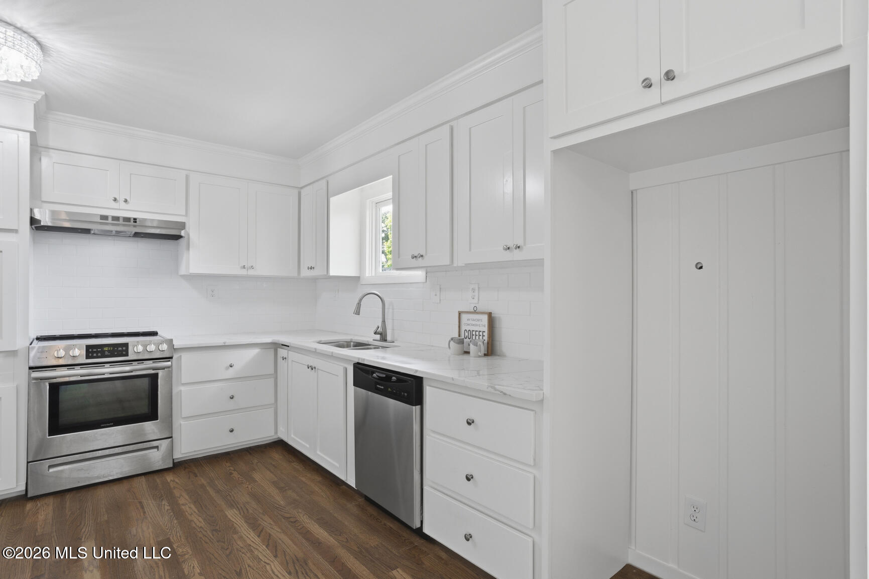 912 Lee Avenue Property Photo 14
