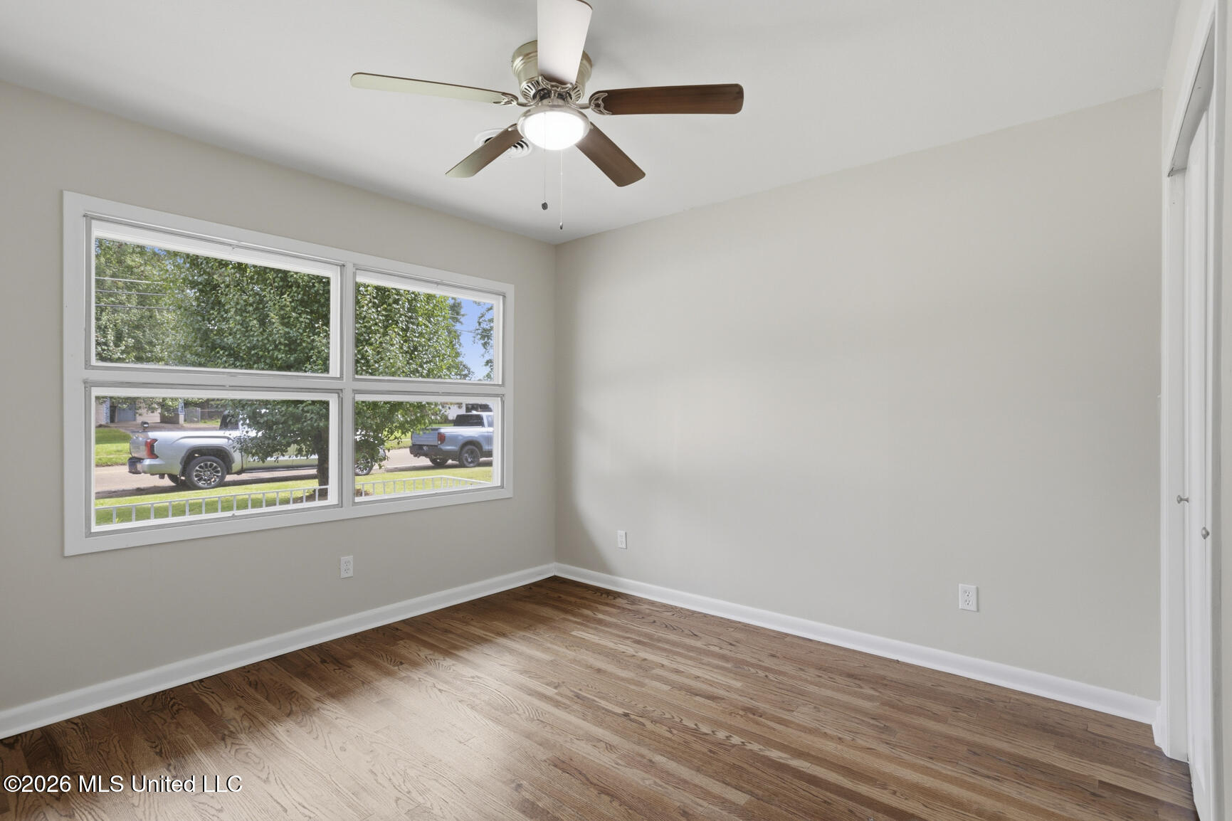 912 Lee Avenue Property Photo 18