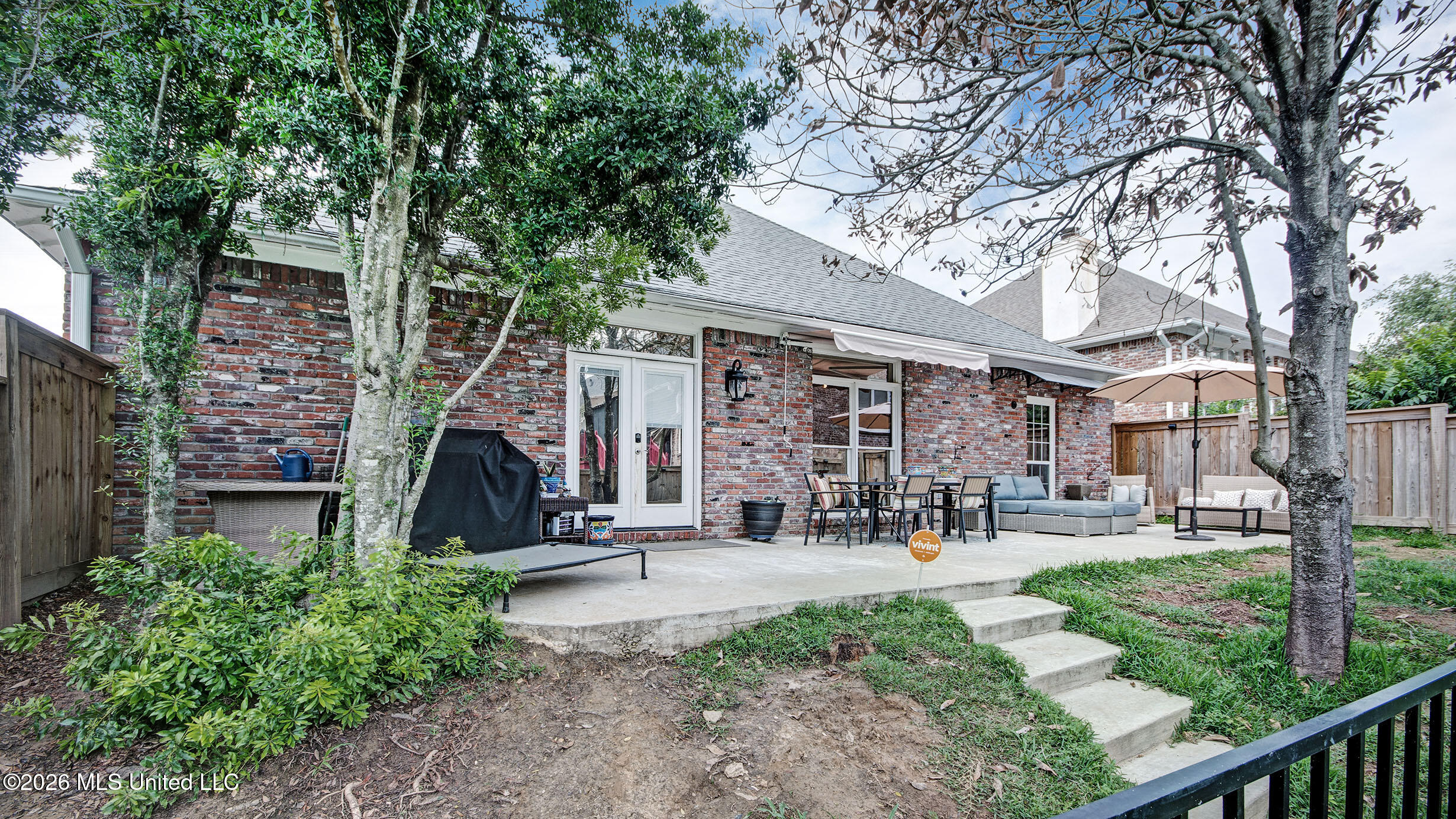 104 Greens View Drive Property Photo 8