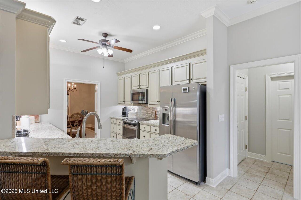 103 Stonebridge Lane Property Photo 13