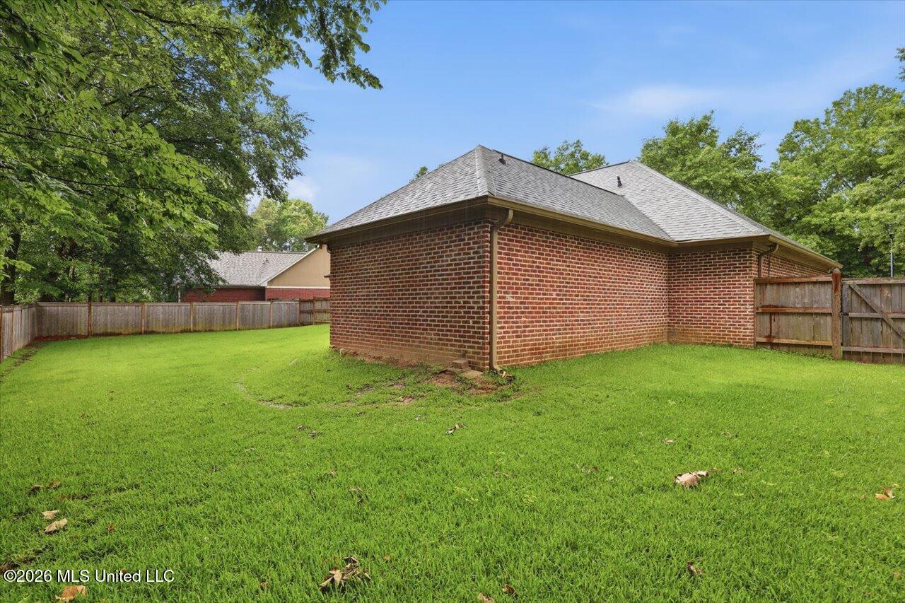 103 Stonebridge Lane Property Photo 36