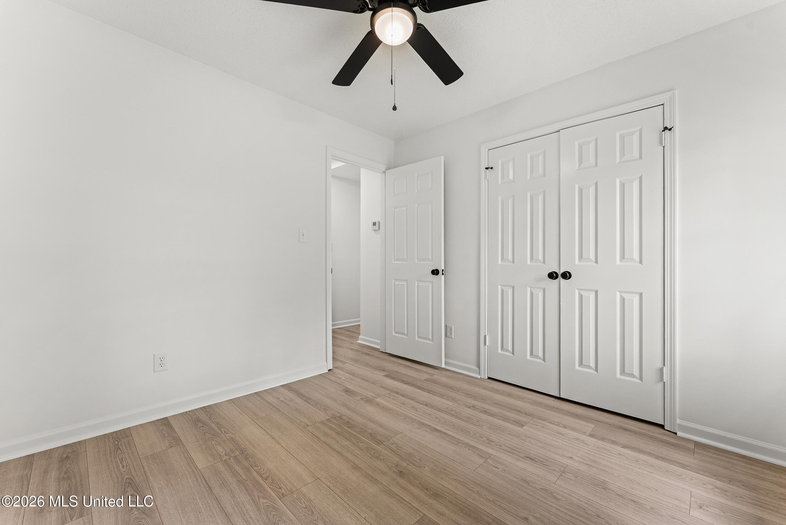 5652 Kentwood Drive Property Photo 20