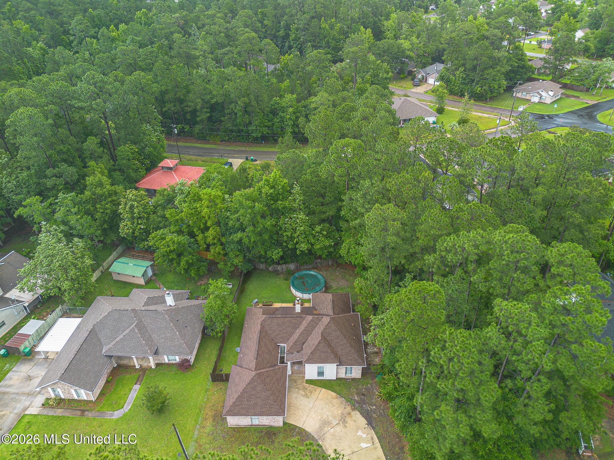 73636 N Diamondhead Drive Property Photo 4