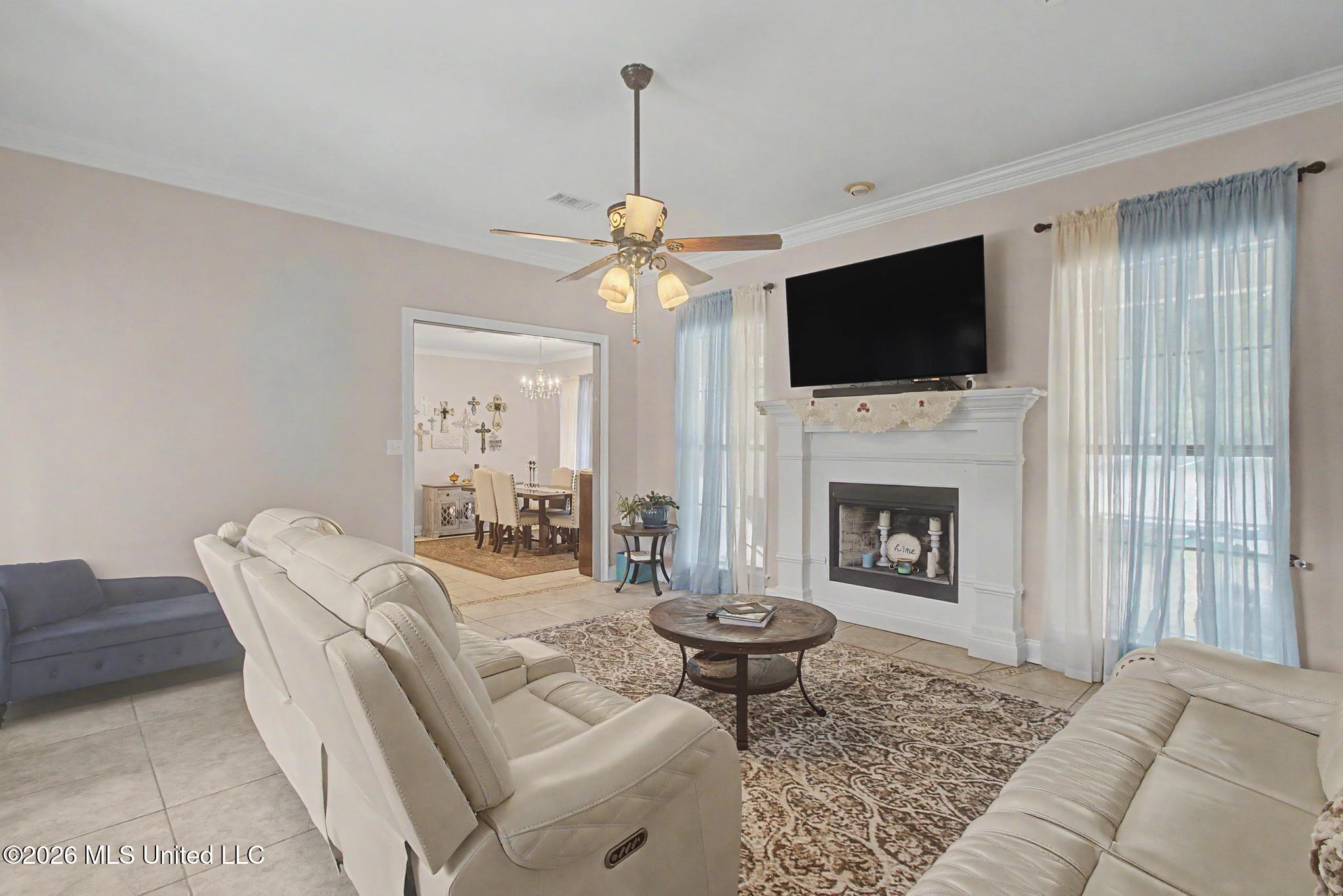 73636 N Diamondhead Drive Property Photo 7