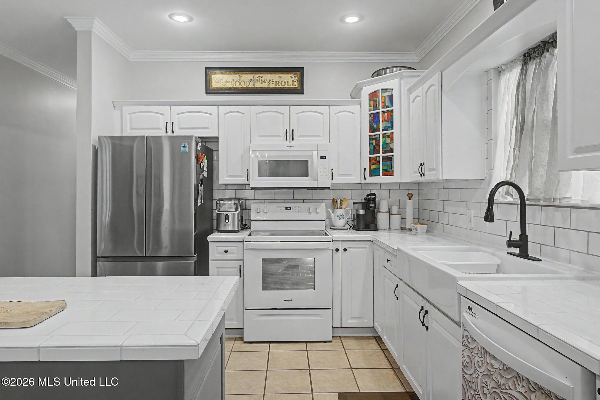 73636 N Diamondhead Drive Property Photo 11