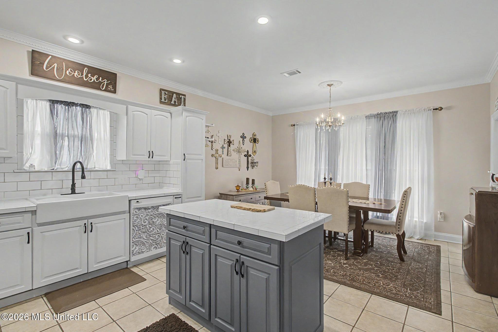 73636 N Diamondhead Drive Property Photo 12