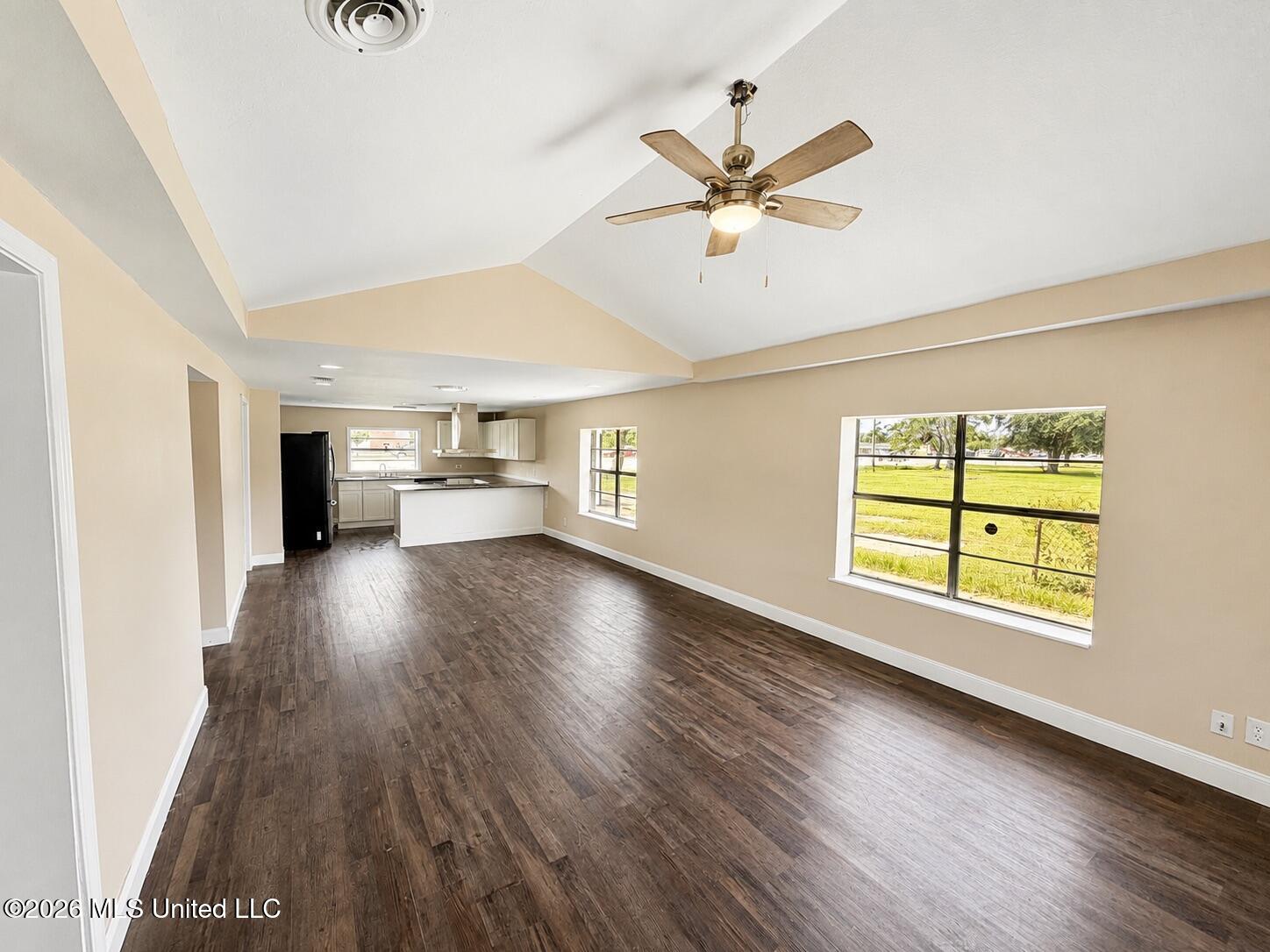 8107 Alabama Avenue Property Photo 4