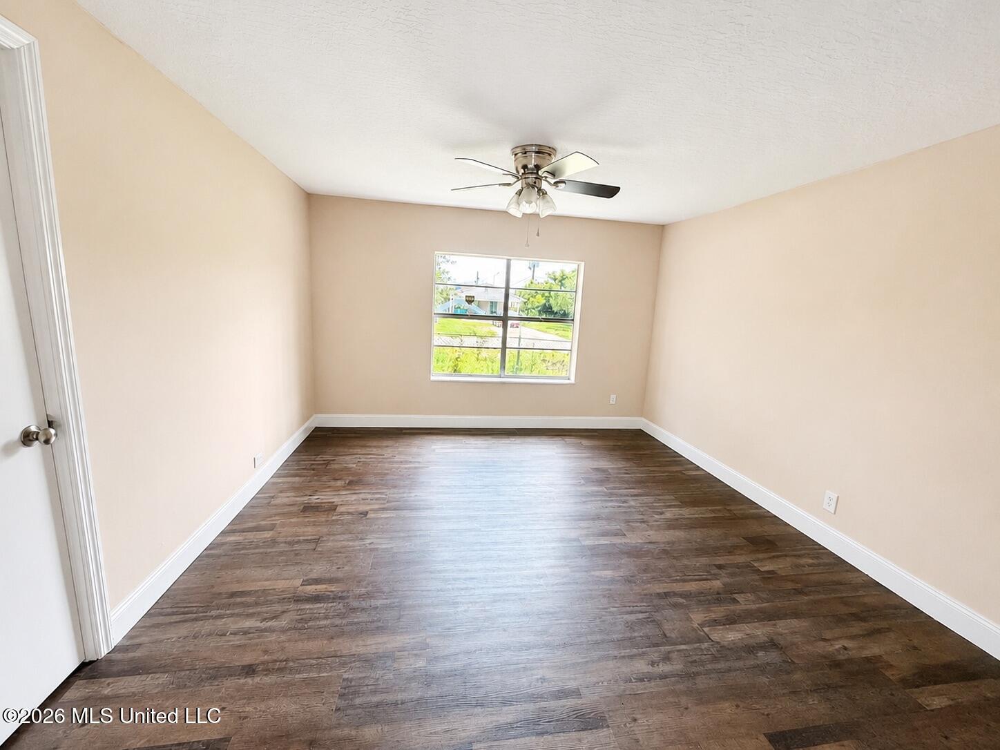 8107 Alabama Avenue Property Photo 9