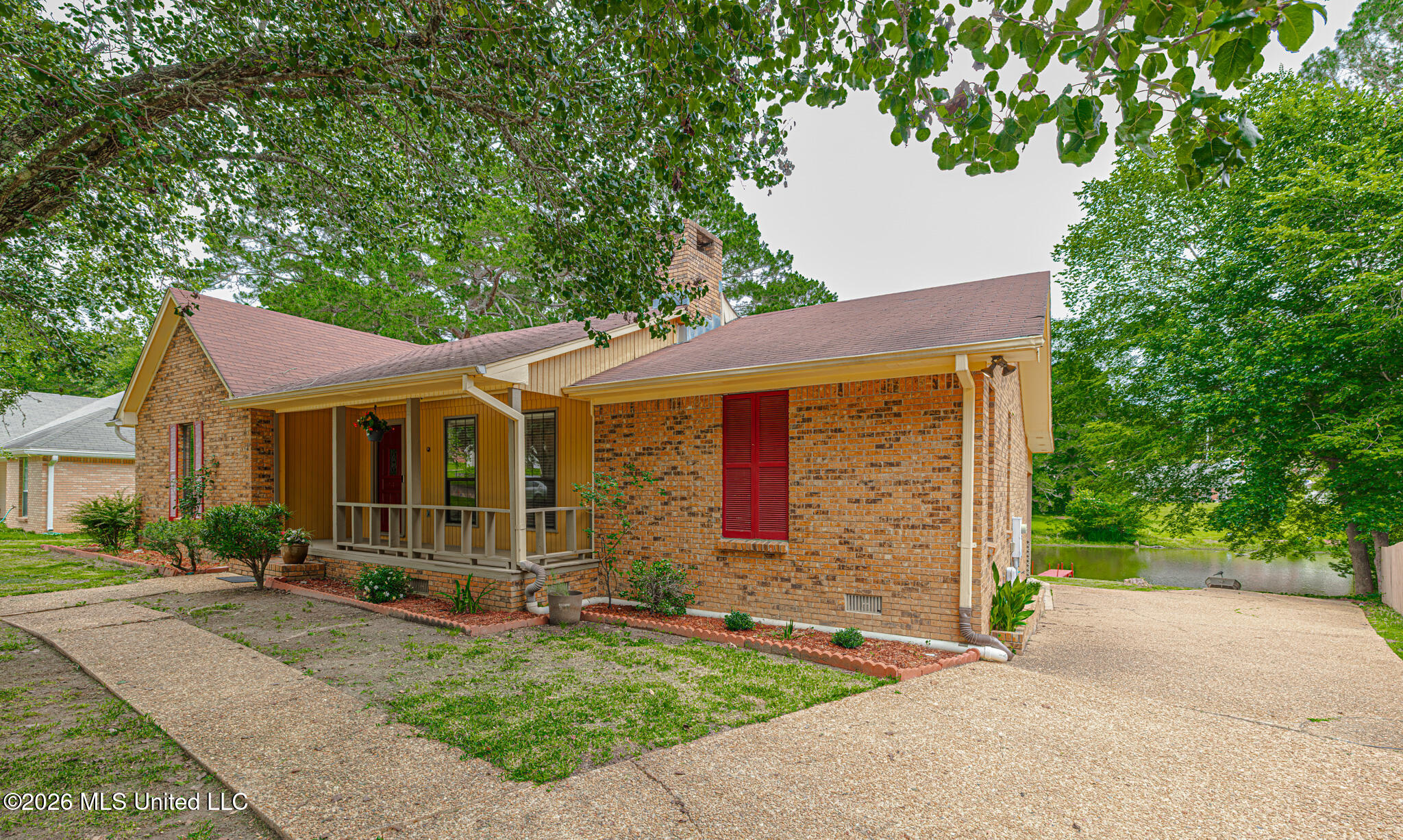 30 Watersview Drive Property Photo 3
