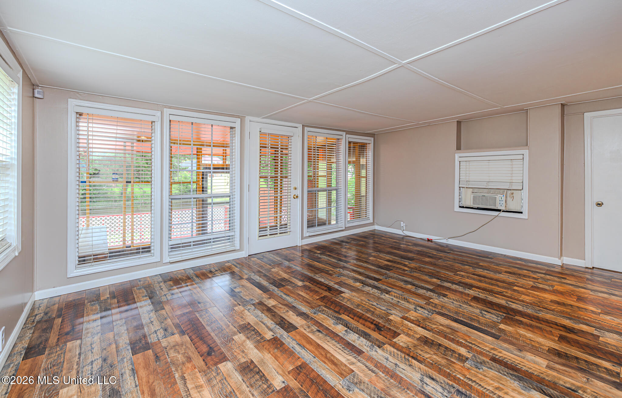 30 Watersview Drive Property Photo 14