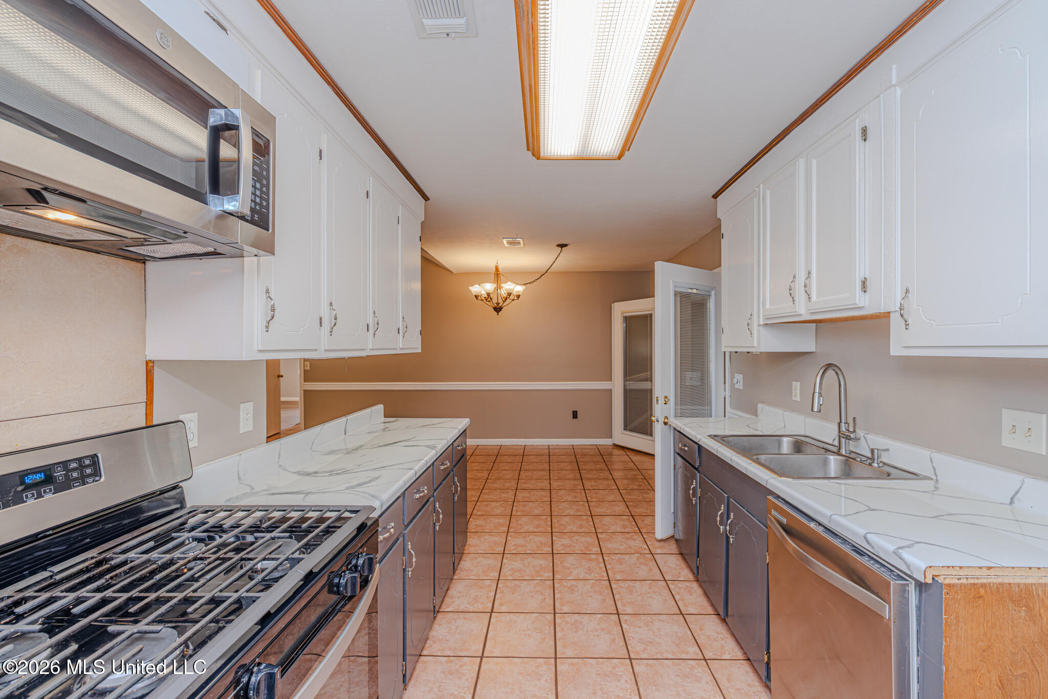 30 Watersview Drive Property Photo 18