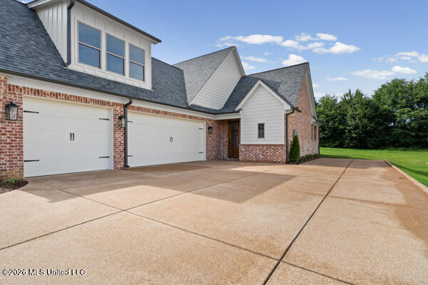 5416 Grayson Way Property Photo 3