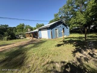 1208 Bergland Street Property Photo 4