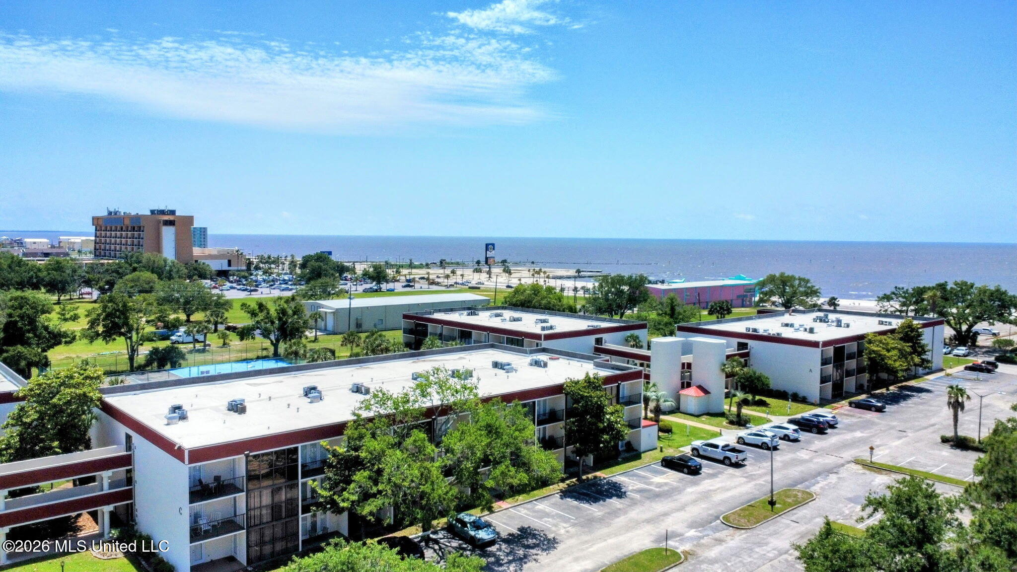 2046 Beach Boulevard Property Photo 20