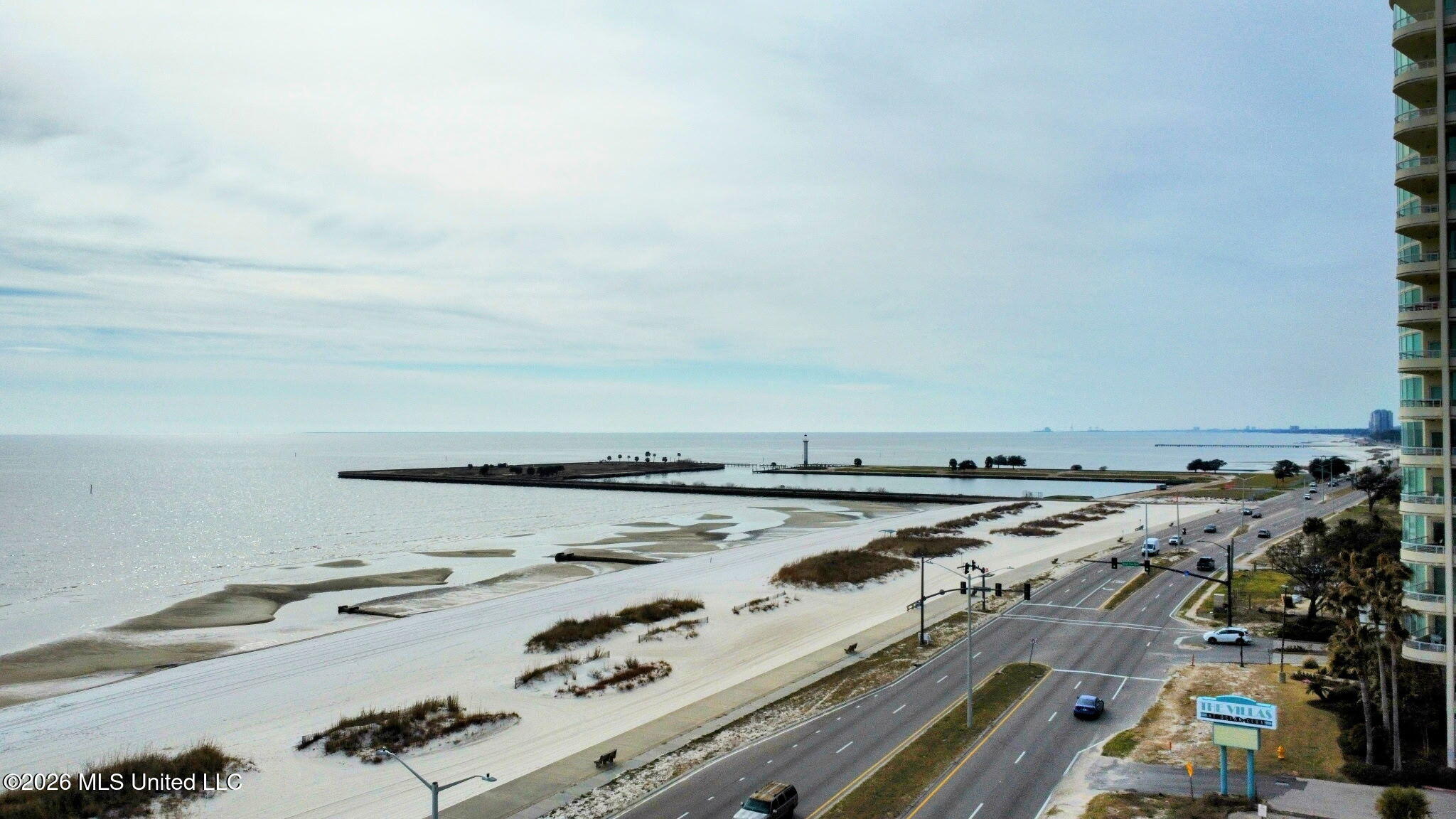 2046 Beach Boulevard Property Photo 23