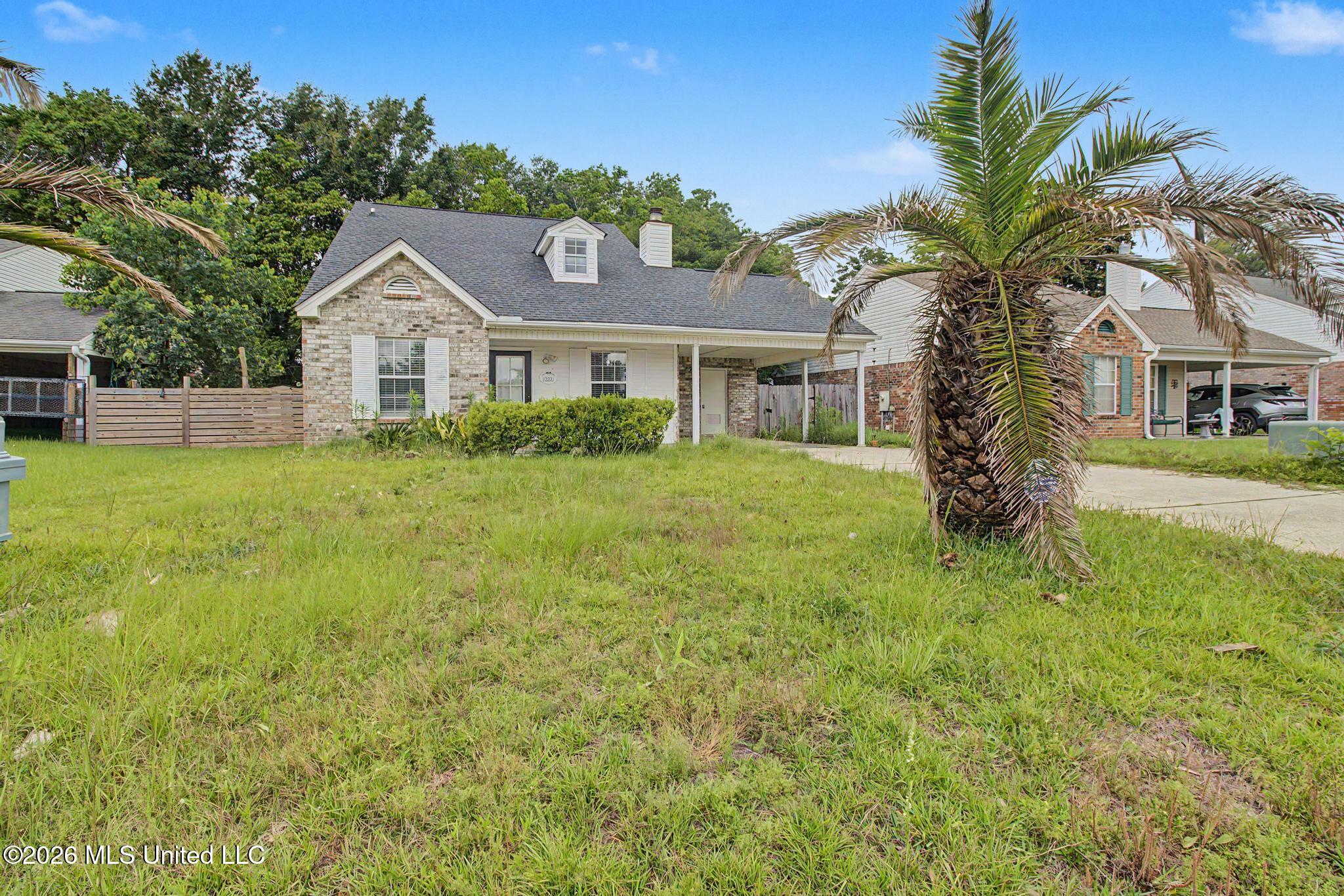 12221 Breezeway Circle Property Photo 2
