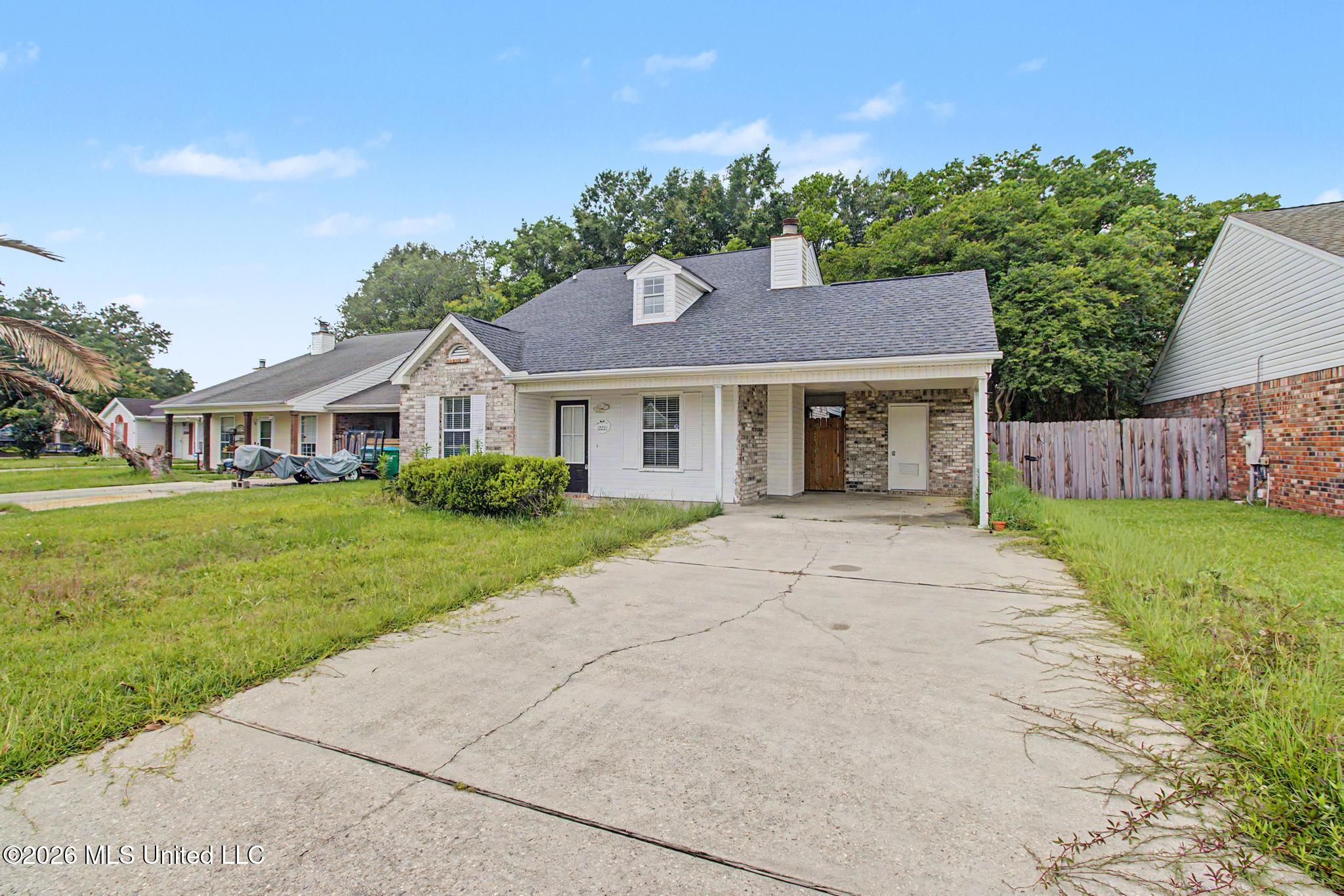12221 Breezeway Circle Property Photo 3