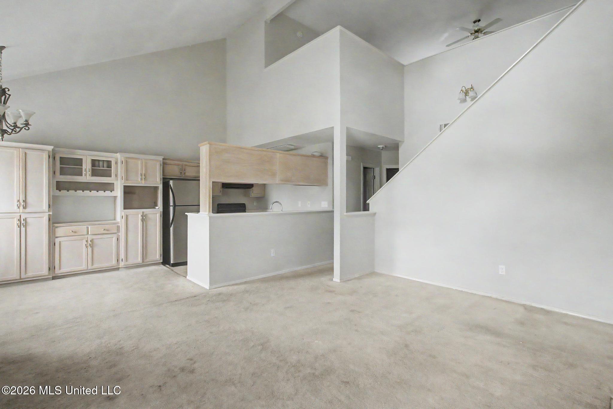 12221 Breezeway Circle Property Photo 14